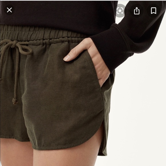 Aritzia Pants - Aritzia Community Cargo Shorts